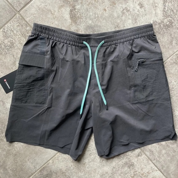LULULEMON WATER-REPELLENT HIKING SHORT 8” INSEAM Men’s SIZE XL Trail running New - Picture 1 of 4